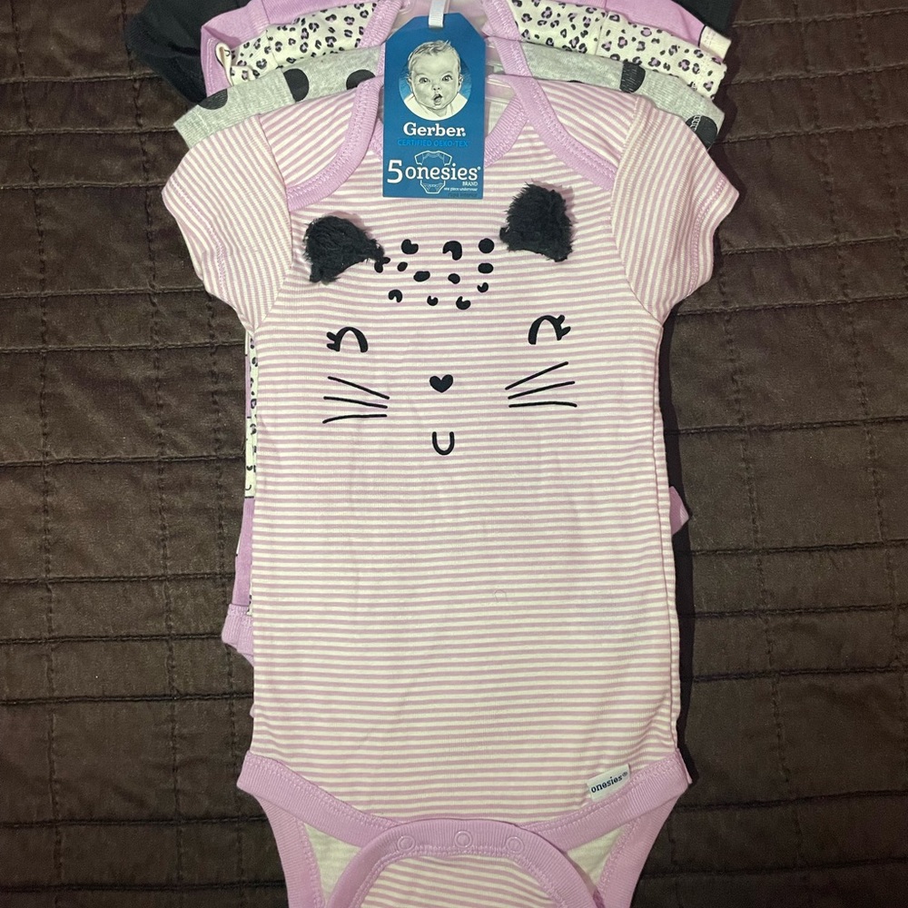 Baby girl onsie 5 pack NWT size 6-9months
